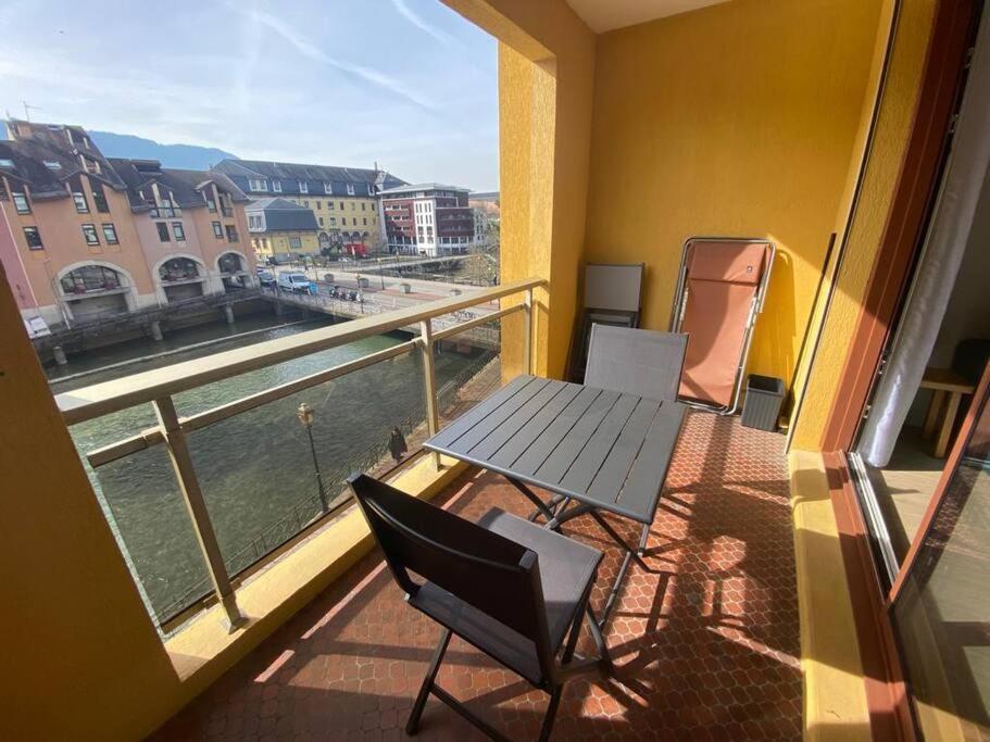 Quai Des Cordeliers, Balcon Et Vieille Ville アヌシー エクステリア 写真